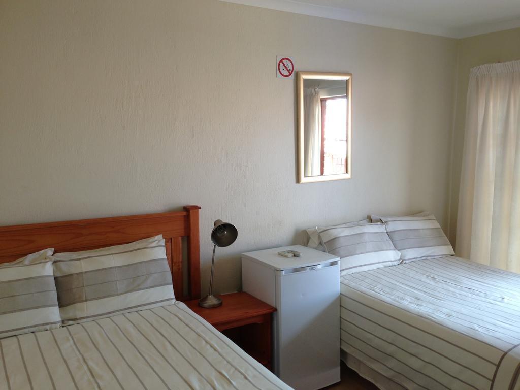 Country Link Guest Lodge Komatipoort Exterior foto