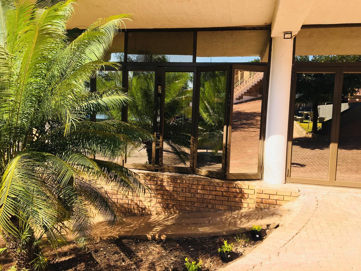 Country Link Guest Lodge Komatipoort Exterior foto